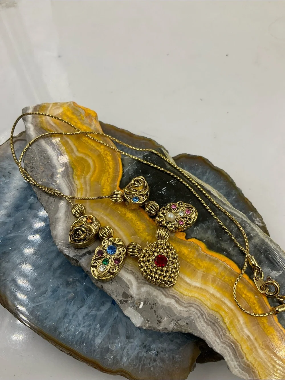 Vtg. 1970’s Gold-Tone Slide Multi Pendant Necklace With Sliding Charms